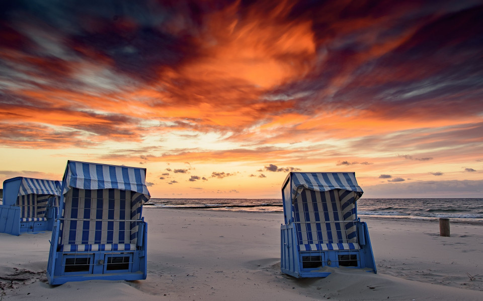 Strandk&ouml;rbe am Strand der Nordsee